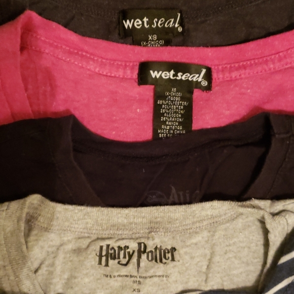 *** SOLD**XS Bundle deal!! 20 pieces of clothing!! - Picture 8 of 15